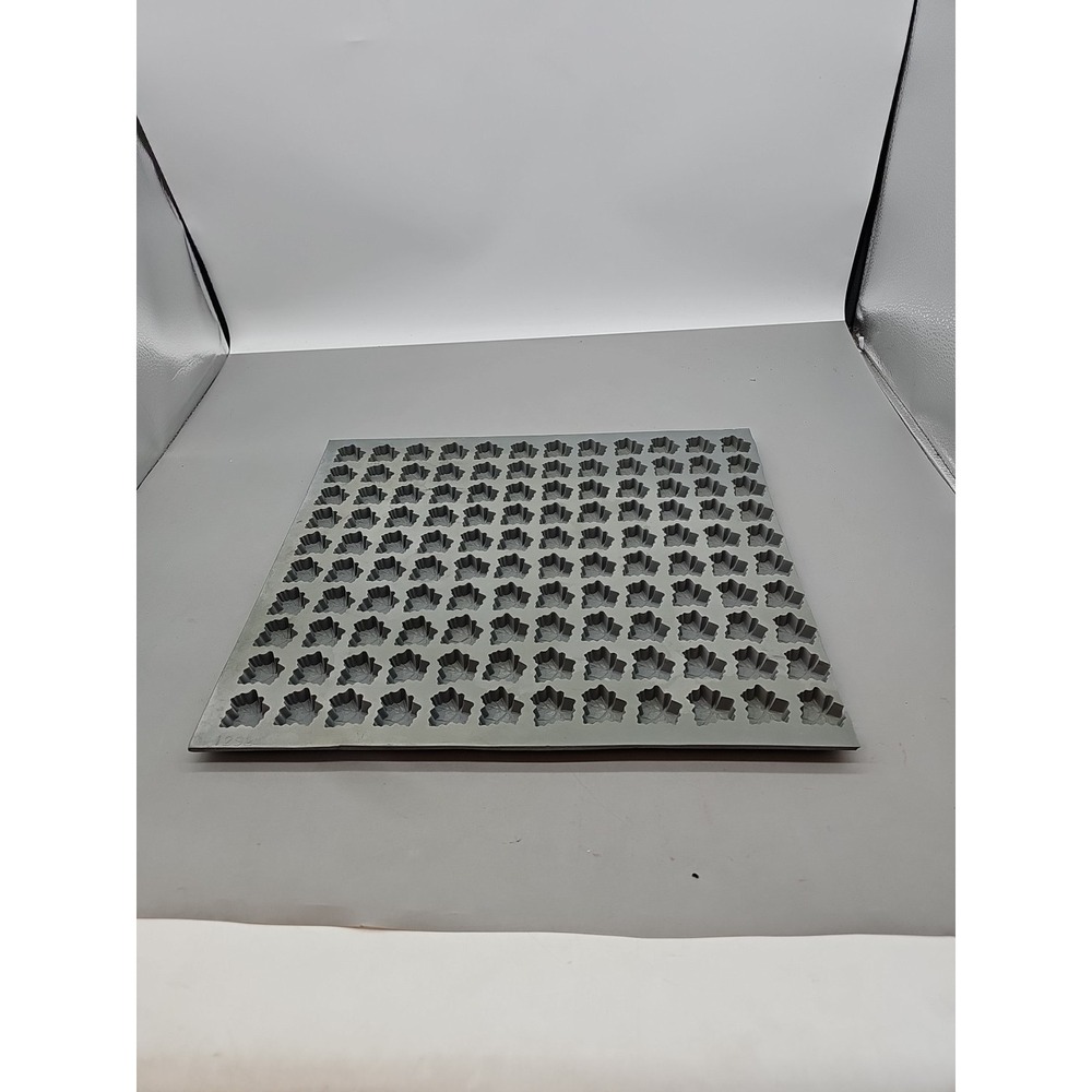 120 Count Maple Leaf Candy Mold Silicone  Syrup Sugar Chocolate Candy